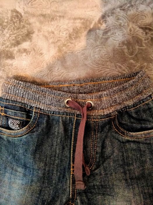 Джинсы 6 - 7 лет