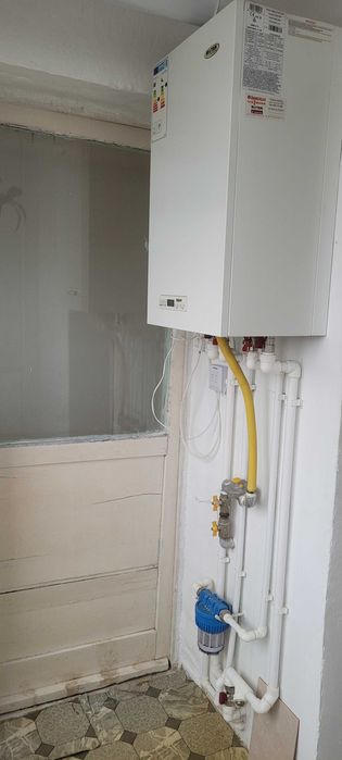 Inchiriez apartament 2 camere, decomandat, Brosteni