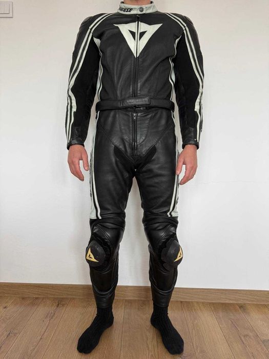 Combinezon Dainese din piele (2 piese)