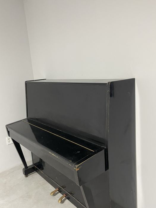 40.000 Пианино Октава