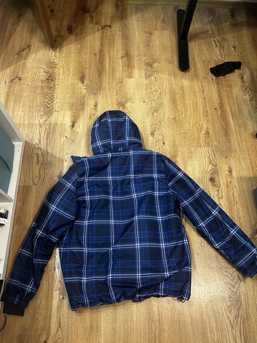 Vand geaca  de iarna KVL marime XL in conditie foarte buna