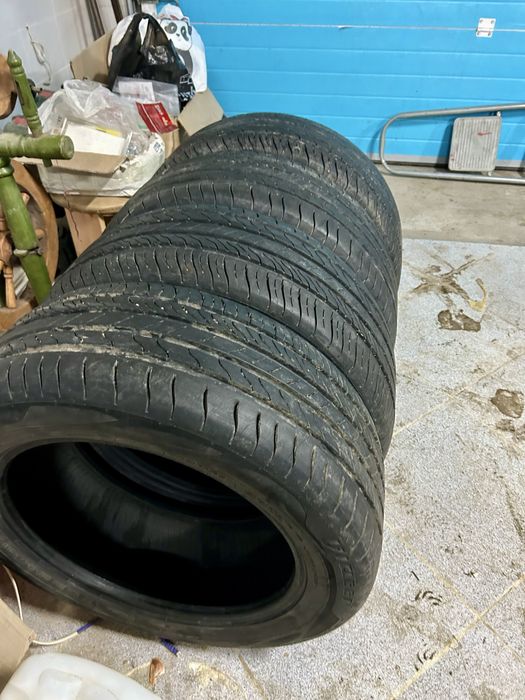 Шины летние 215/55/17