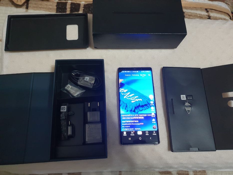 Недорого, продам смартфон Samsung Galaxy Note 9