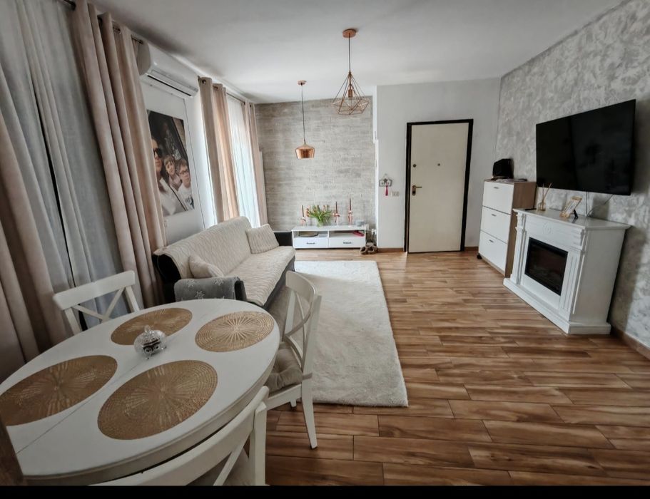 Apartament 3 cam