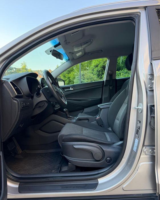 Hyundai Tucson 2019 4WD 1.6 T-GDI 177 CP Unic Propietar 165.000KM