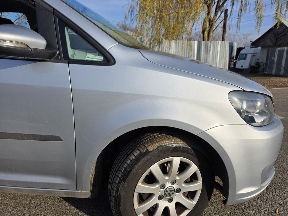 Aripa Dreapta Touran LA7W 1t3 2010-2015 in stare foarte buna
