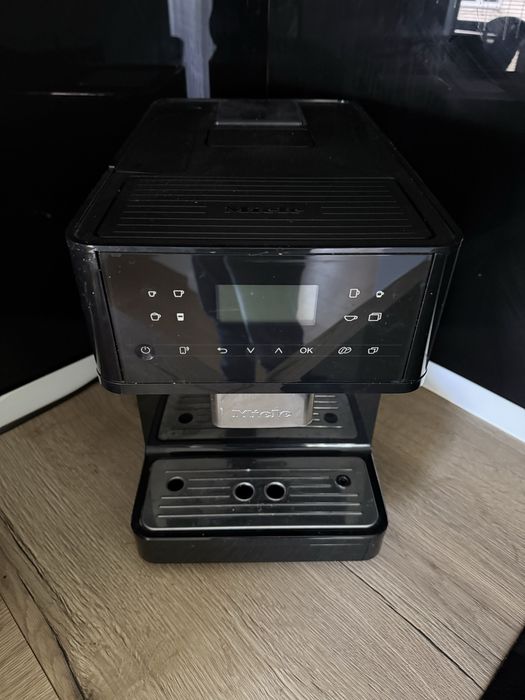 Vand Miele CM 6160