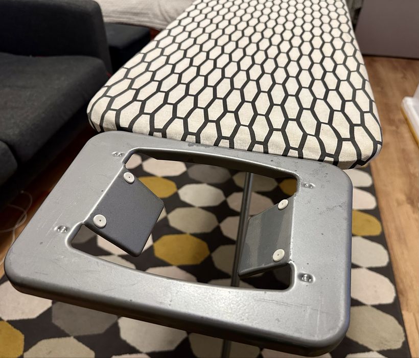 Masa de calcat IKEA Danka 120x37 inaltime reglabila husa lavabila