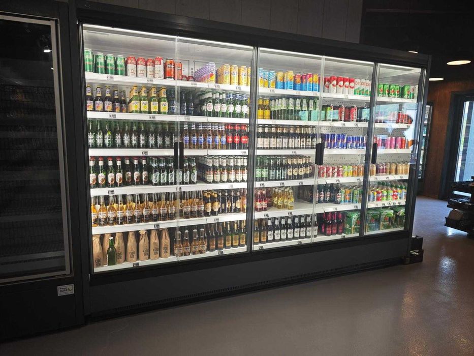 Vitrina verticala refrigerare TAIGA - fara agregat/ 4 usi - 250 cm/NOU