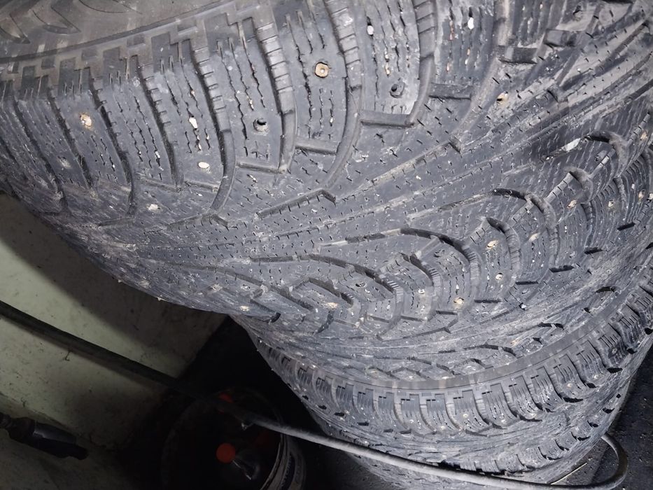 Шины с диской тойота комплект