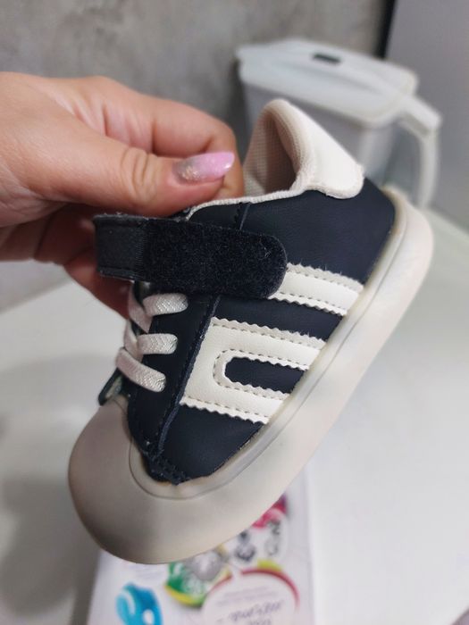 Кросовки размер 22