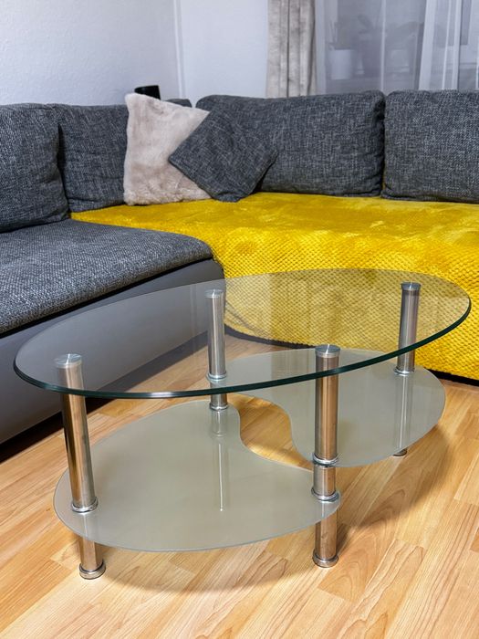 Masă / măsuță de cafea din sticlă pentru living