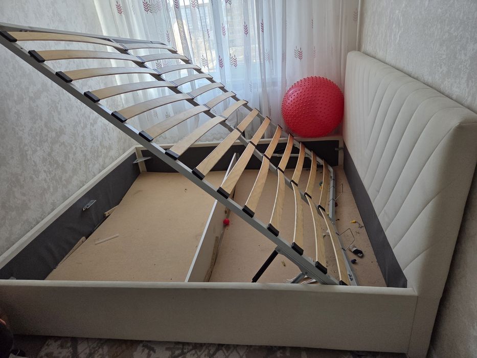 Продам кровать ИКЕА