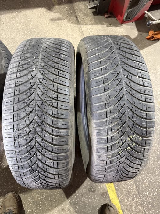 2 buc 215/60/17 Goodyear