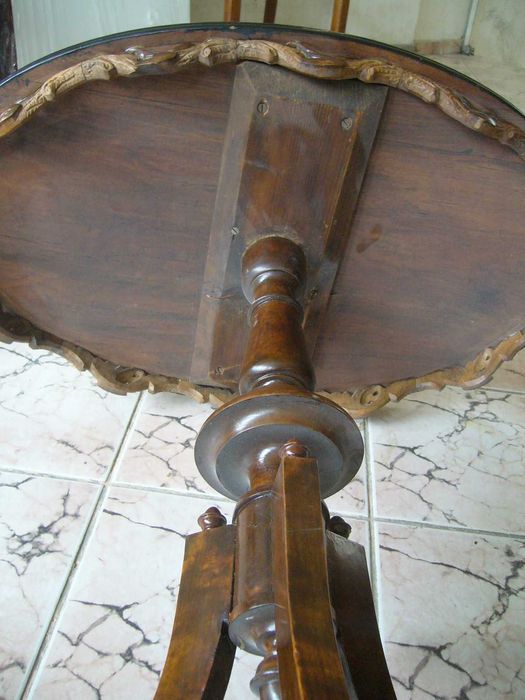 Старинни Уникални Масички за Кафе