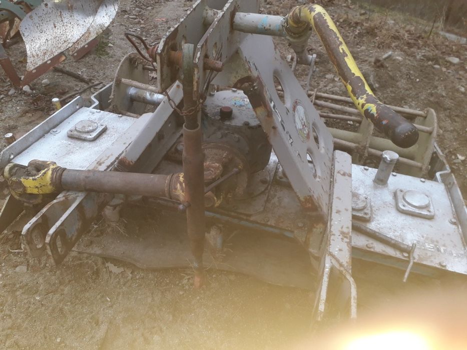 Grapă rotativă în stare bună de funcționare și cardan cu ambreaj