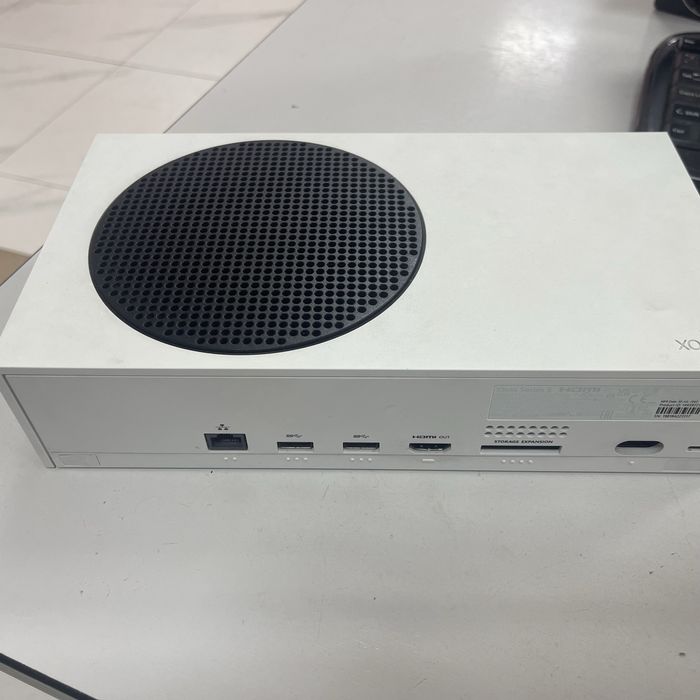 Продам xbox series S