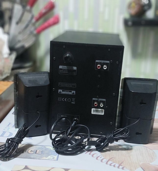 Продам  настольные  колонки