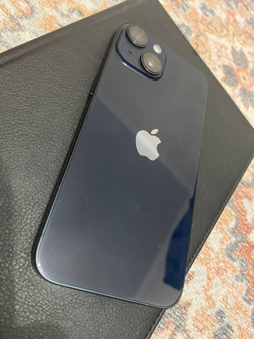 iPhone 14 идиал без ремонта с каробка есть