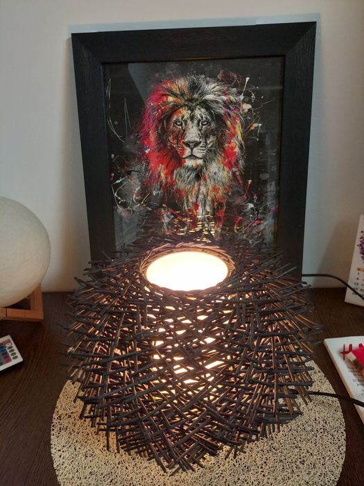 Veioza moderna neagra