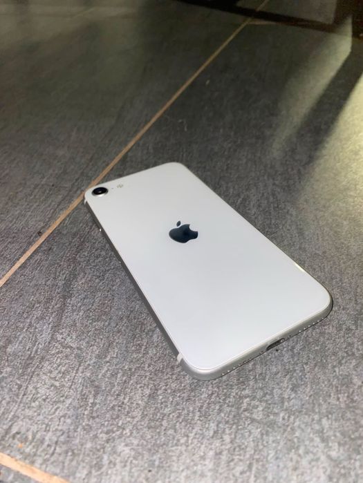 Ocazie‼️vand iphone se3 2022