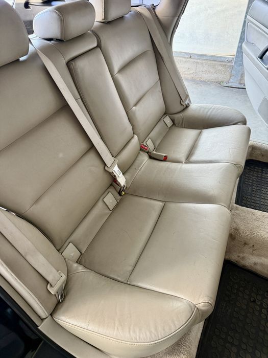 Subaru Outback 3.0 H6