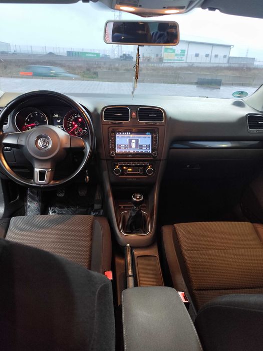 Autoturism Golf 6