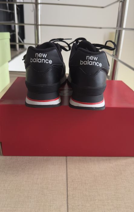 New Balance 574 Rugged (42)