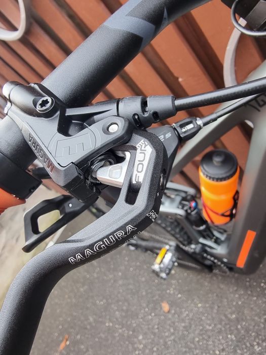 Vand E Bike CUBE Carbon