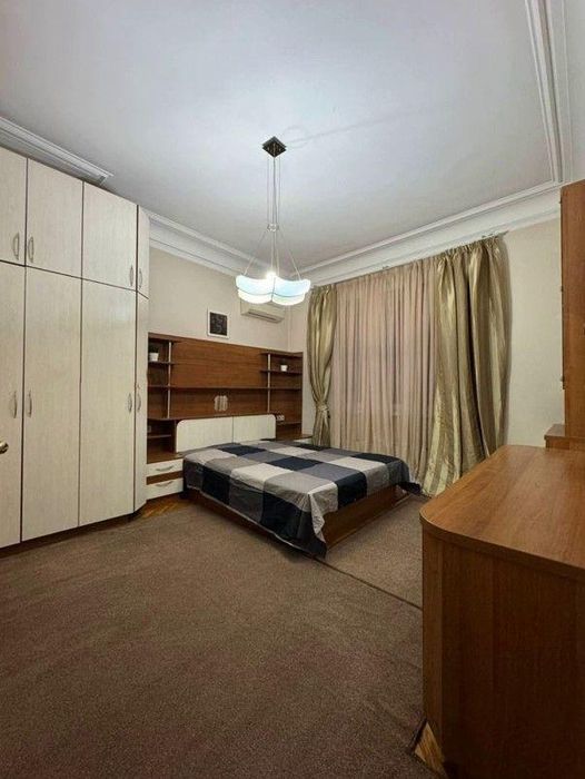 Дава се под наем Четиристаен апартамент в София, Център - 105 кв.м за 1000 € - Снимка #6