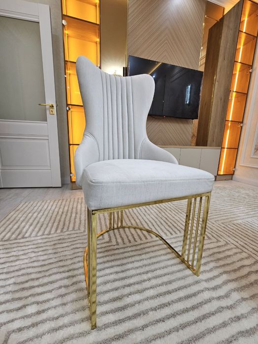 Стол 2.8mx1.2m на 10 персон и 10 стульев