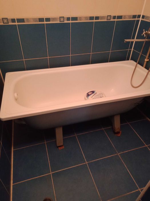 Продается ванна стальная