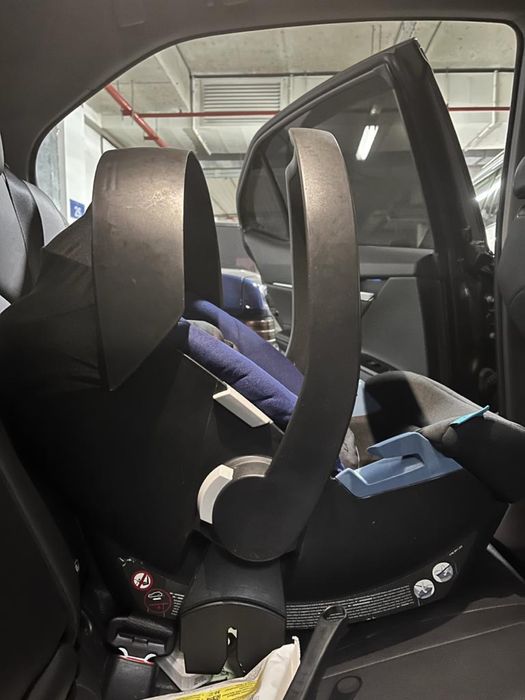 Продам автолюльку Cybex aton.