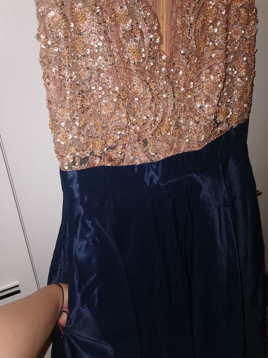 Rochie cu dantela si tafta