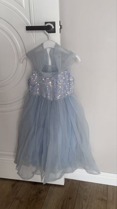 Продам детские платья