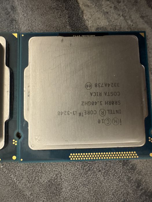 Procesor i3-2128 sau i3-3240
