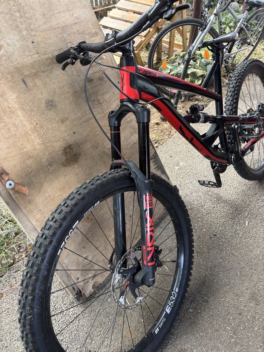 Furca rockshox lyric RC, 180mm 27,5”