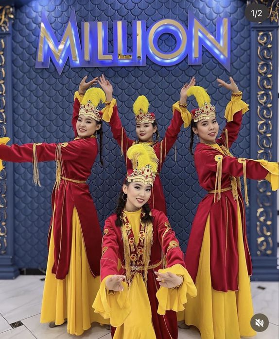 Продается танцевальные костюмы