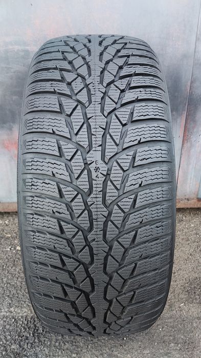 1брой зимна гума 215/55/16 Nokian WRd4
dot22
7mm
Добро състояние на гу