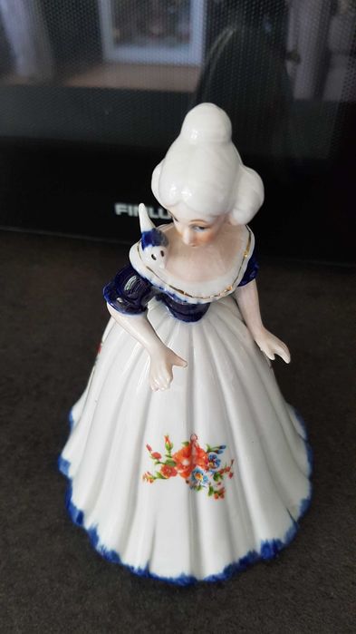 Статуетки от Италия с маркировка.