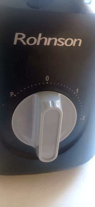 Предлагам чисто нов ,неупотребяван блендер"Rohnson"