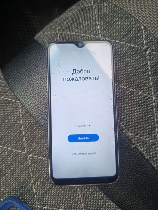 Самсунг A20 продам
