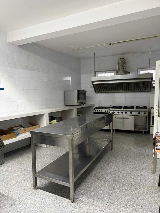 Restaurant si hotel la cheie, complet amenajat și echipat