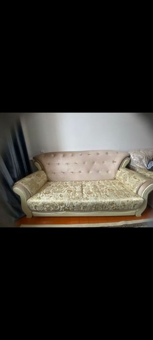 Продаю диван в отличном состоянии