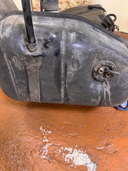 Продам топливные баки