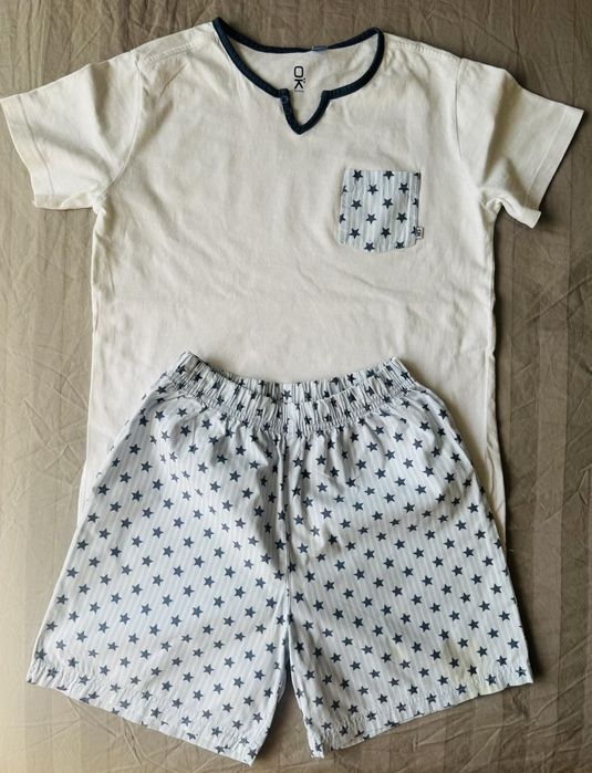 Лот от два комплекта пижамки на OKAIDI за момче, размер 10 г., 140 см