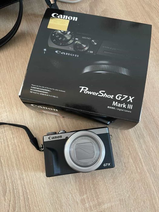 Canon g7x mark III digital camera