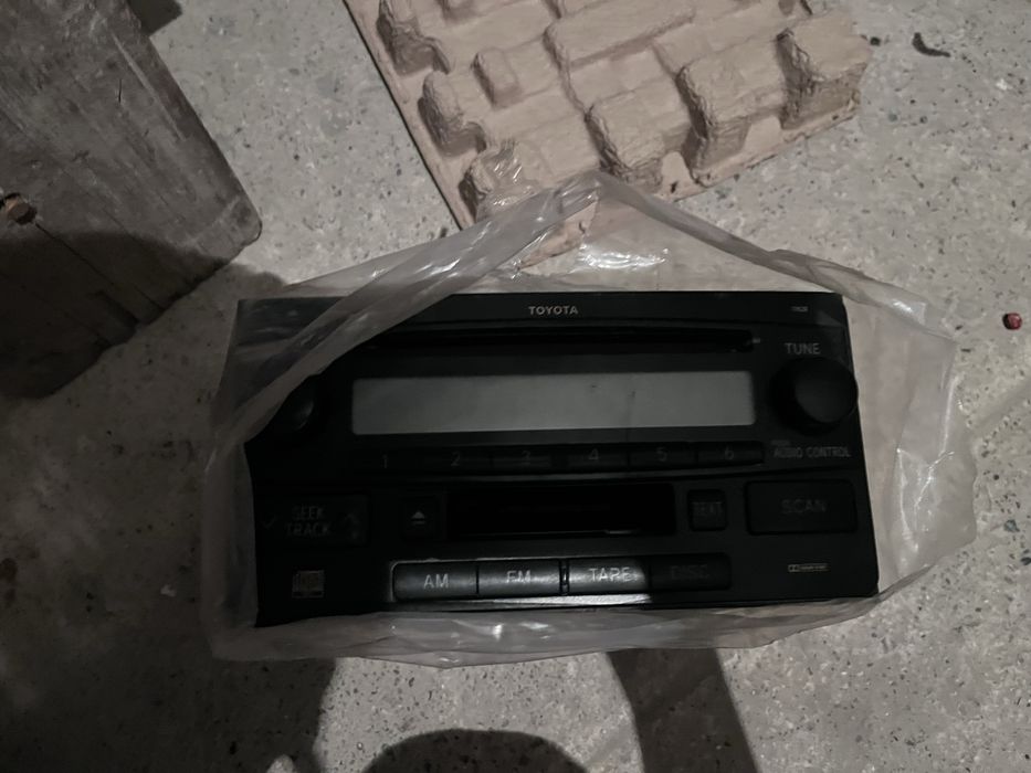 Продам андройд для камри 35