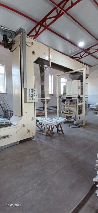 Makaron ishlab chiqarish liniyasi sotiladi