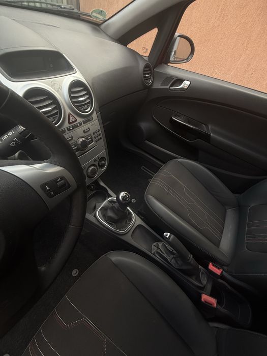 Opel Corsa D 2012